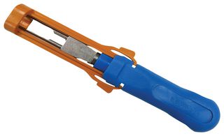 AMP - TE CONNECTIVITY 1-1579007-7