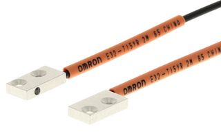 OMRON INDUSTRIAL AUTOMATION E32-T15YR 2M